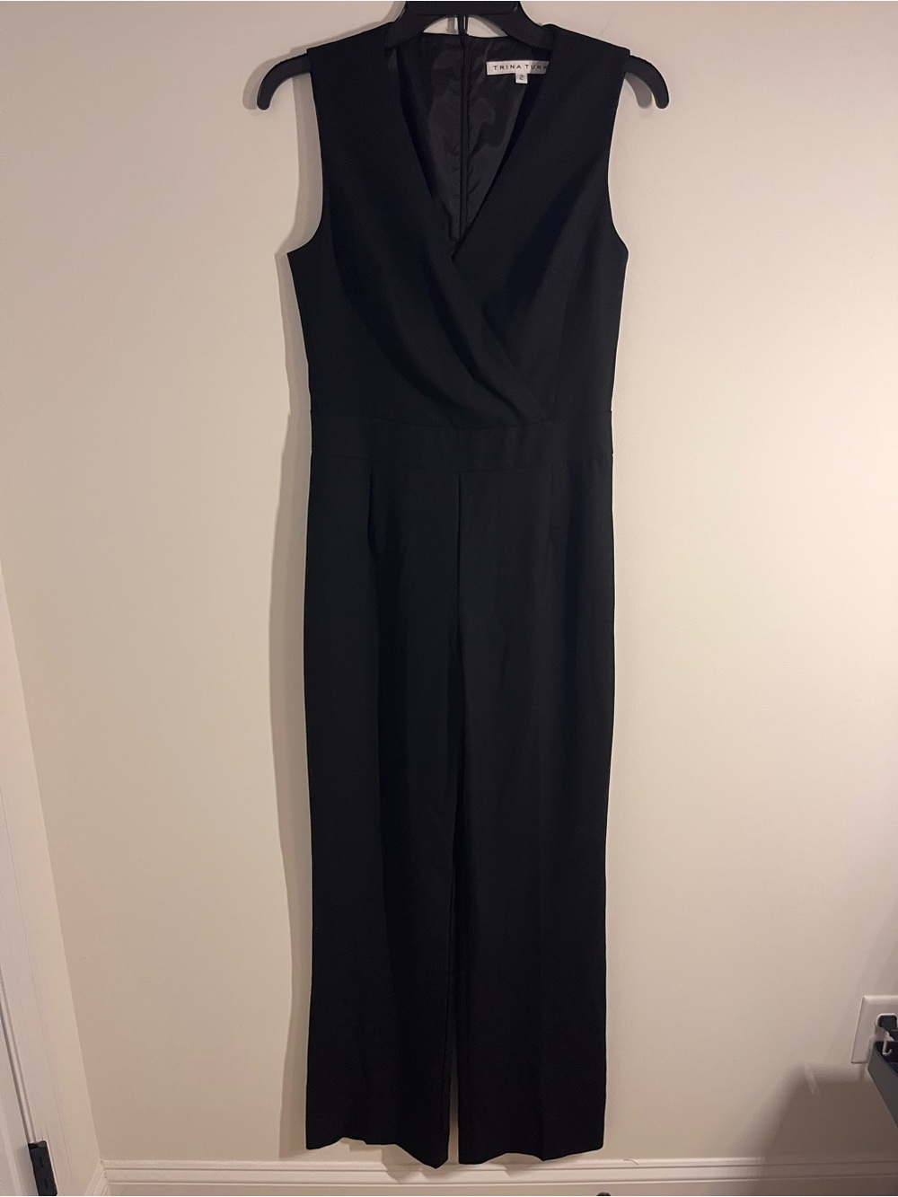 Trina Turk Black Sleeveless V-Neck Wide-Leg Jumpsuit